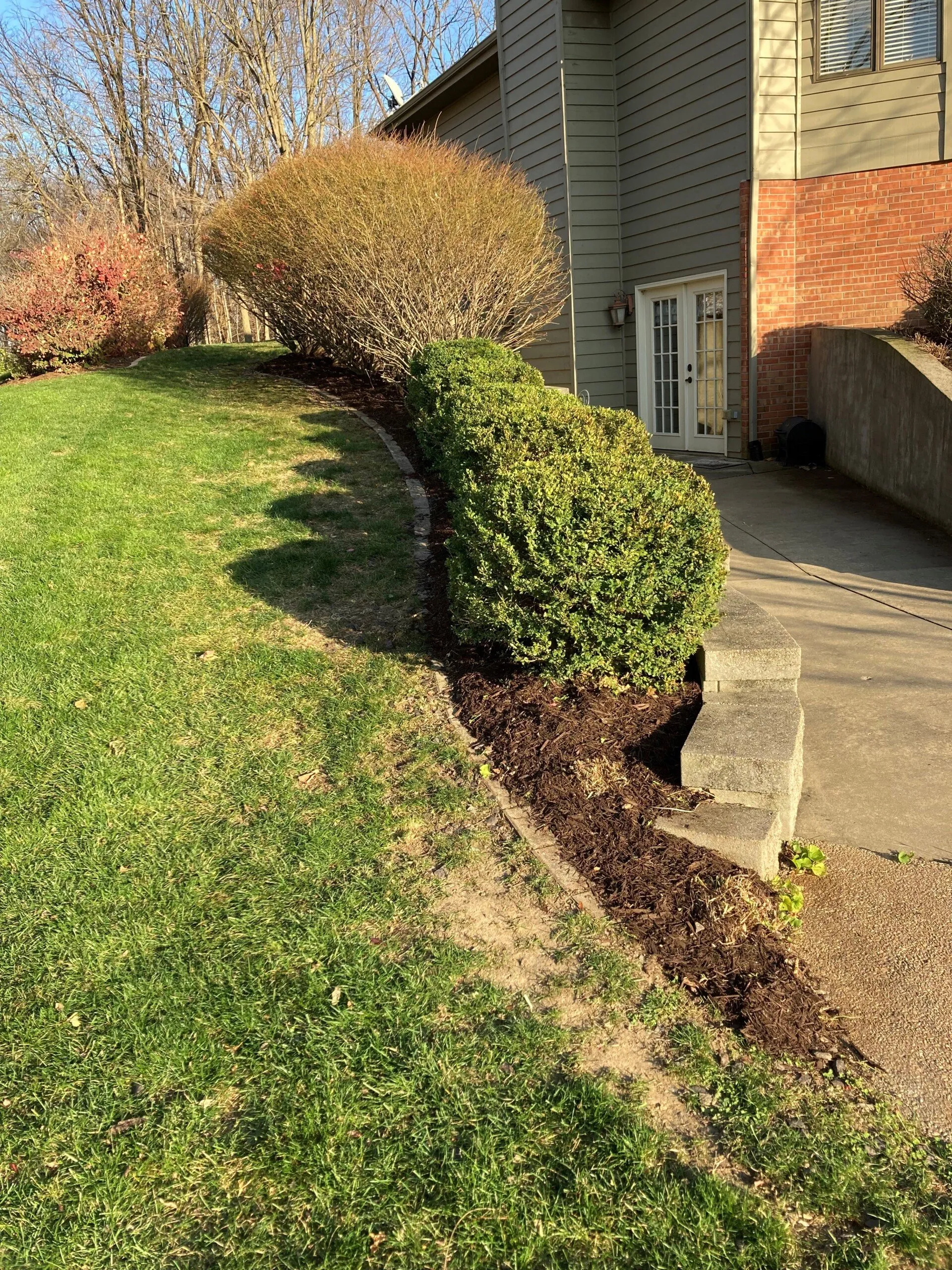 Professional lawn care services by CJT Lawncare in Bloomington and surrounding neighborhoods.